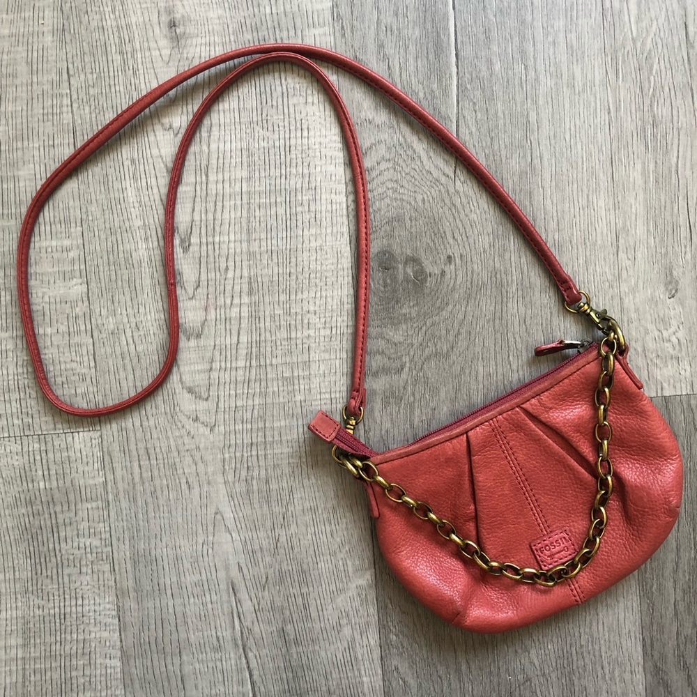 ❌SOLD❌Fossil Small Bag Red Pebbled Leather - Picture 1 of 8